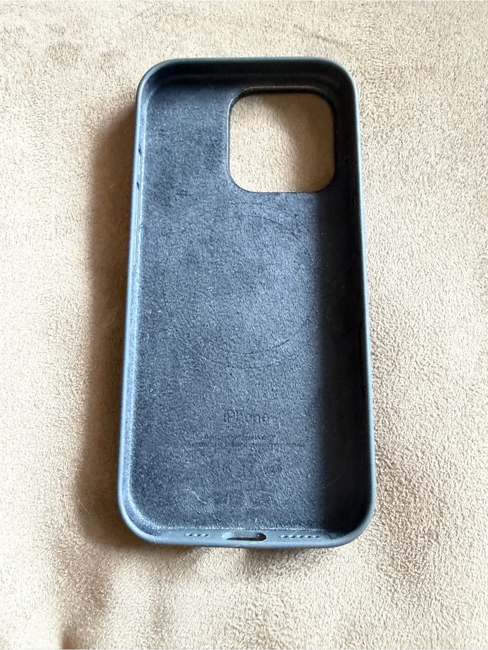 16 Pro Apple Silicone iPhone Case - black